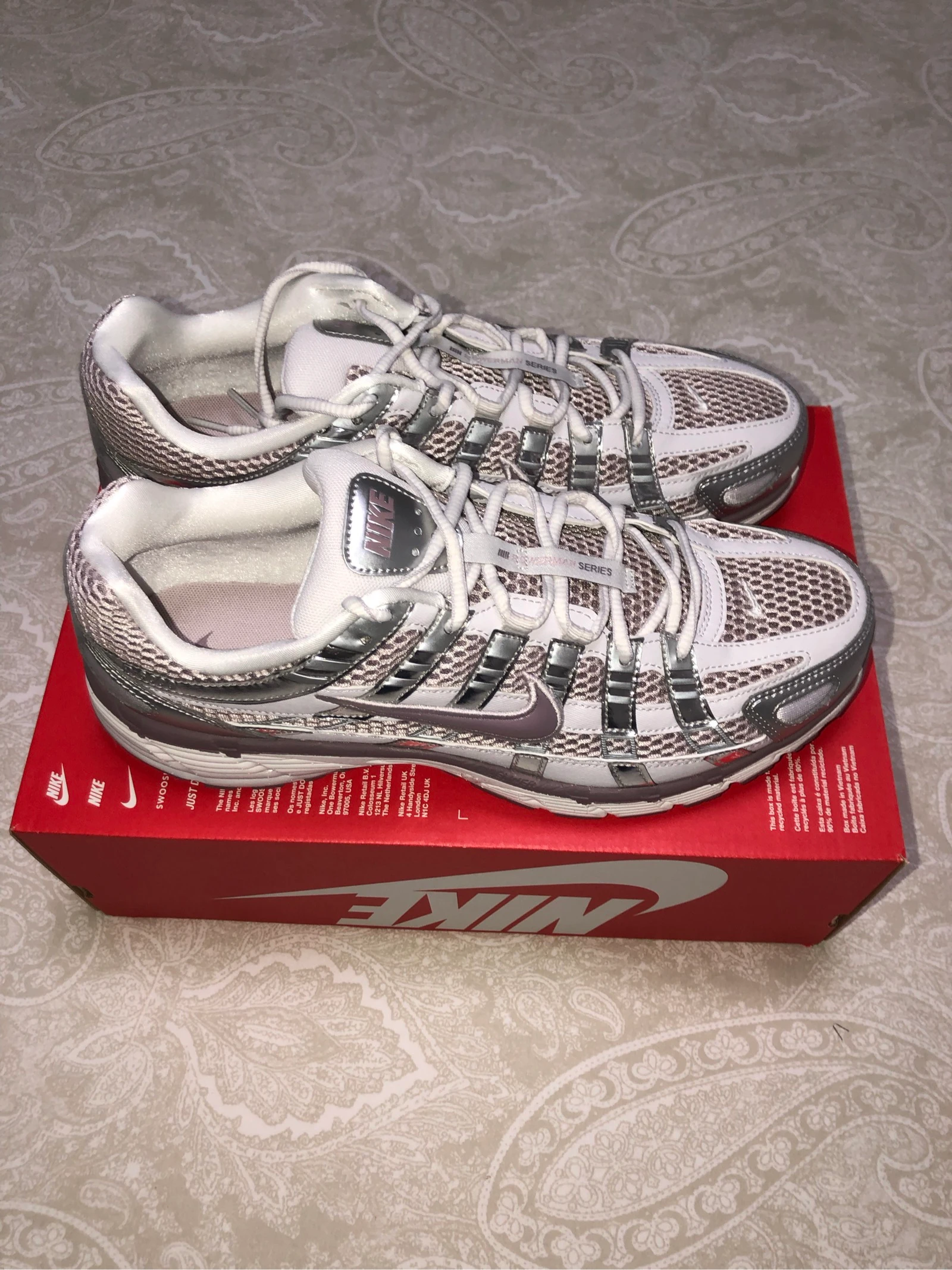Nike P-6000 platinum violet pointure 45